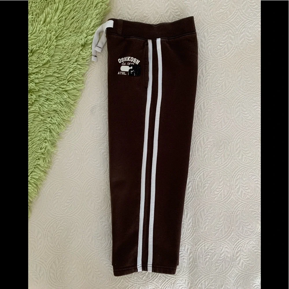 OshKosh B’Gosh Sweatpants Boys Size 6 Brown Striped Thick Comfortable Pockets